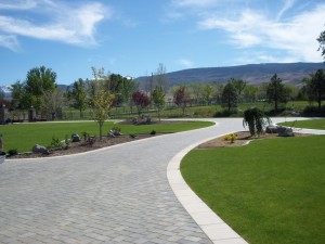 Paver Driveway Gallery (3)                